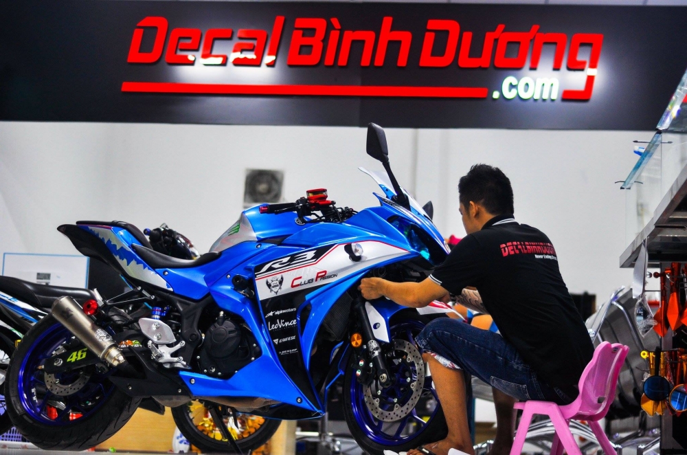 Tem Xe Yamaha YZF R3 Cao Cap Sieu Sang Chanh mat 12 tieng de hoan thanh - 5