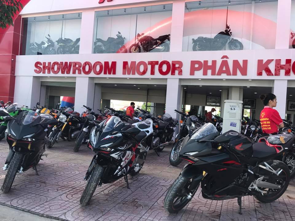Tung Bung Khai Truong Showroom 5 Thuong motor 415 Pham Van Dong - 16