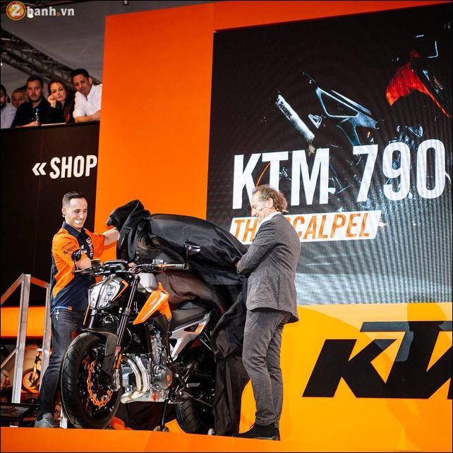 Bo doi KTM xuat hien tai trien lam EICMA 2017 - 5