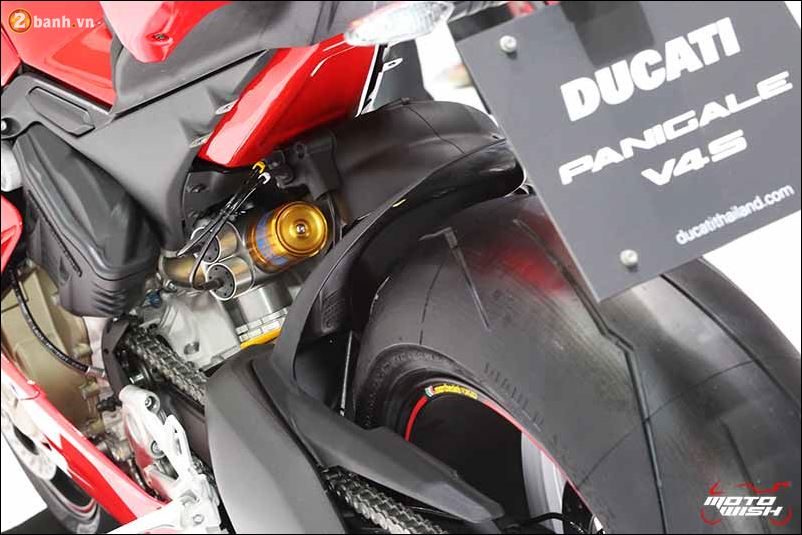 DUCATI gioi thieu Ducati V4 Panigale gia mo cua tai Thai Lan 660 trieu dong Moto Expo 2017 - 6