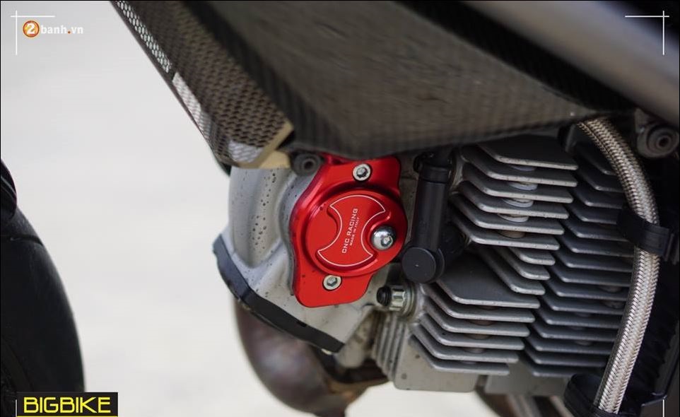 Ducati Monster 1100 EVO ban nang cap tu thanh vien gia dinh Quai Vat - 11