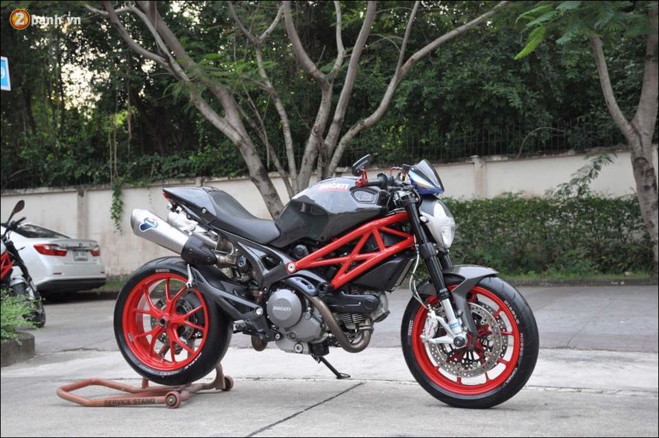Ducati Monster 796 ban nang cap day tinh te tu Quai vat mot gio Ducati - 3
