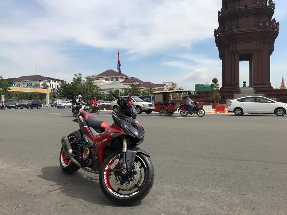 Exciter 150 do sieu ngau day dang cap cua biker Campuchia - 10