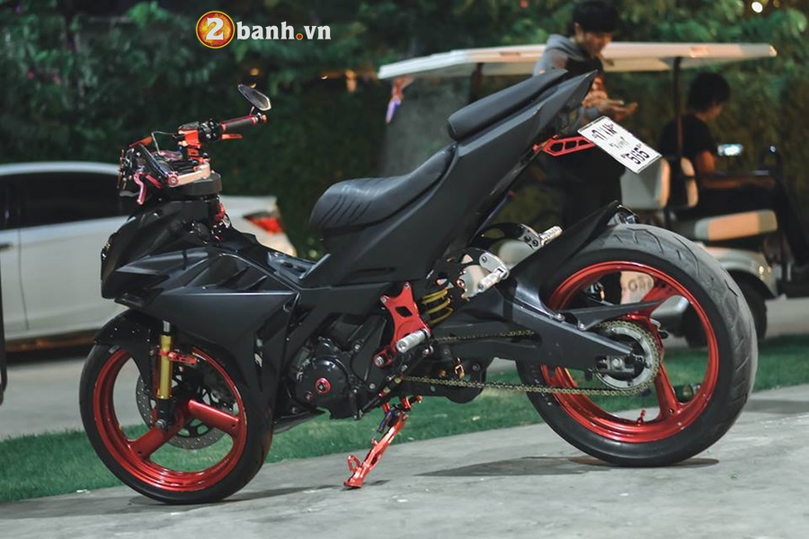 Phien ban X1r do day co bap cua Biker nuoc ban