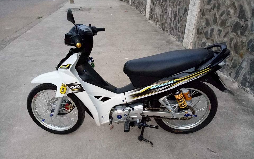 Yamaha Sirius 110 do don gian day ca tinh cua biker Binh Dinh - 3