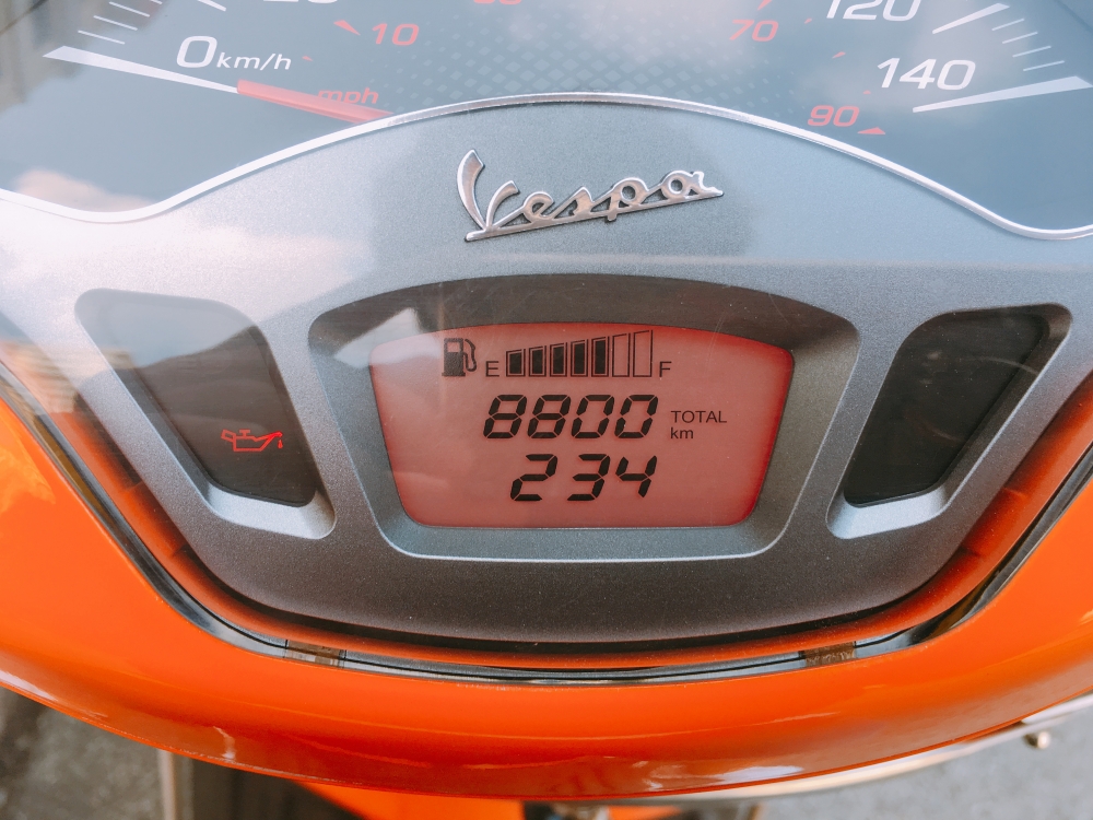 Can ban xe Vespa Sprint 125cc cuoi 2015di it 8800km BSTP 9 nut chinh chu - 3