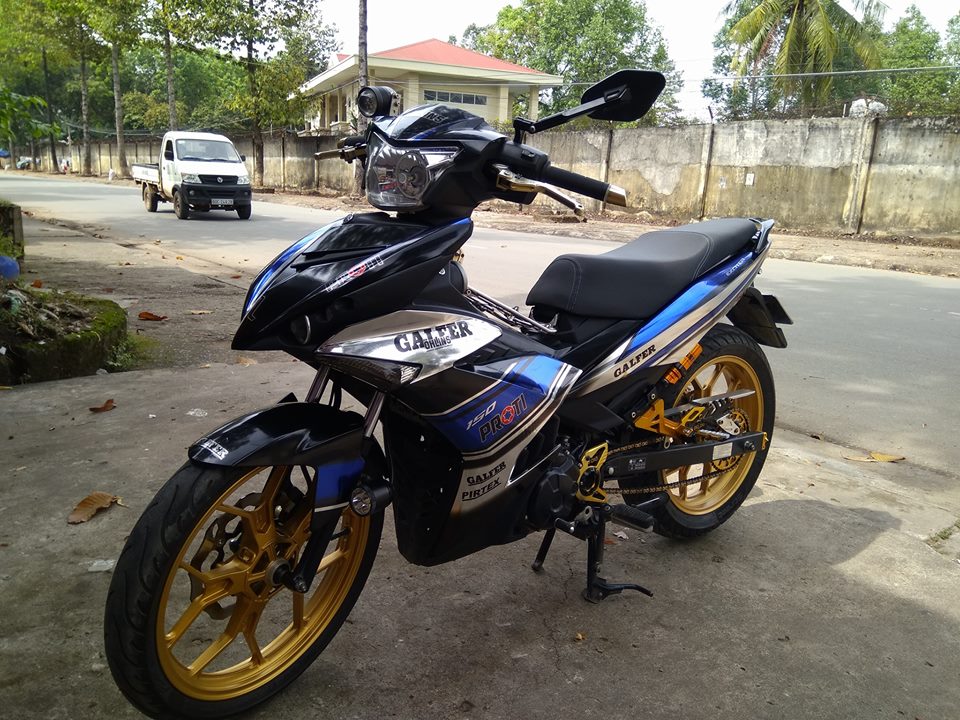 Exciter 150 do tem Chrome sang choi cua Biker Viet - 5