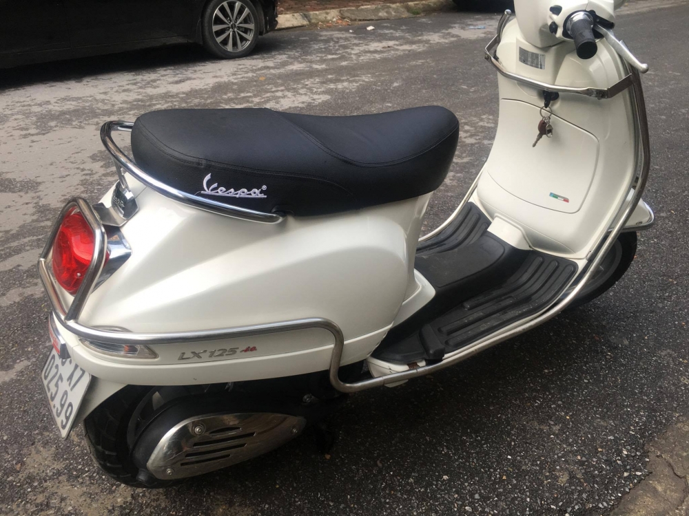 vespa LX 125ie vn mau trang 29 02599 Fi rat dep moi 30tr500 giay to chinh chu nu len doi - 2