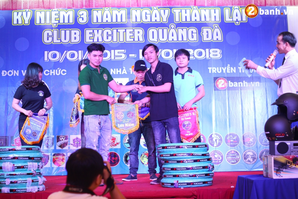 Club Exciter Quang Da mung sinh nhat lan III day hoanh trang - 34