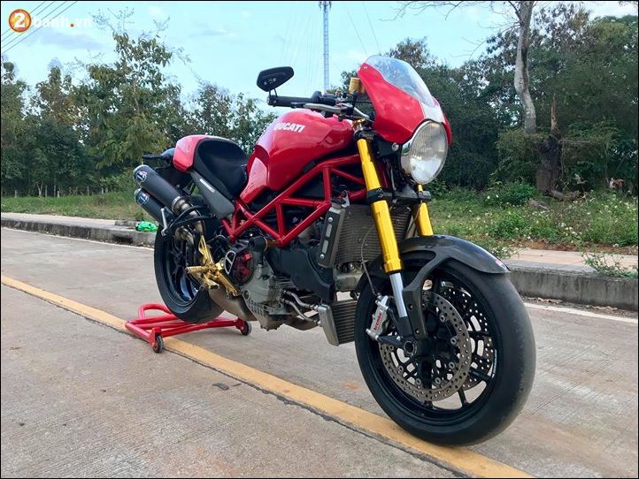 Ducati S4R Quai vat co dai hoi sinh khong tuong - 3
