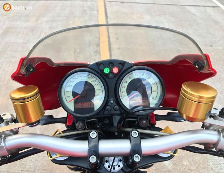 Ducati S4R Quai vat co dai hoi sinh khong tuong - 4