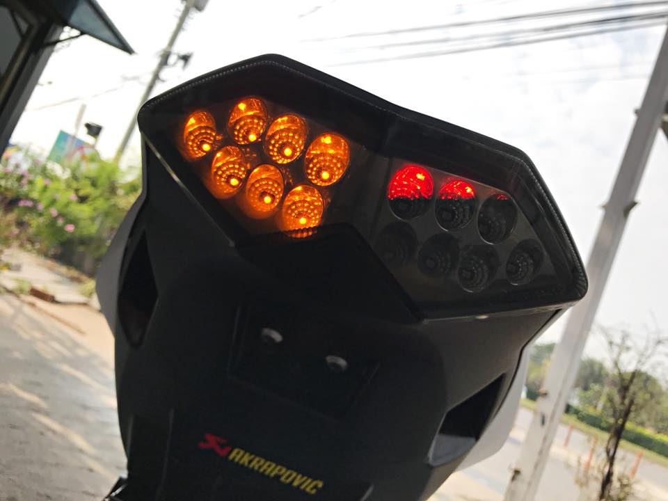 Kawasaki Z1000 hoi sinh mot huyen thoai Nakedbike duong pho - 10