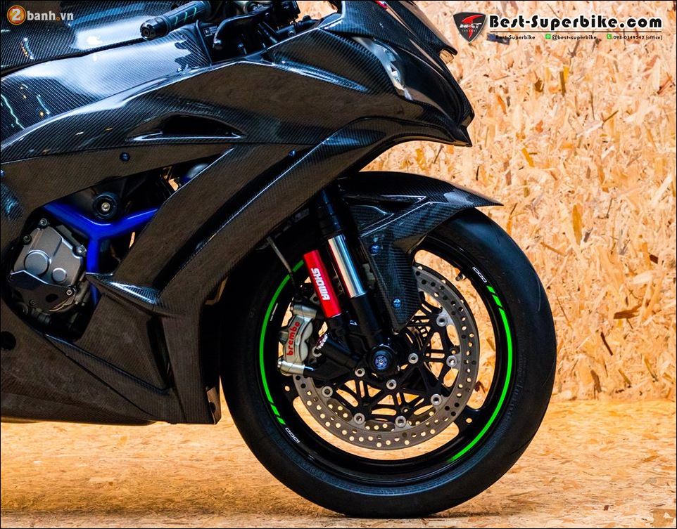 Kawasaki zx-10r bản độ bức phá không tỳ vết từ option carbon clever wolf