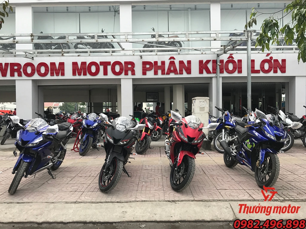 Yamaha R15 V3 2018 Uu dai dac biet mung Xuan Mau Tuat 2018 - 3