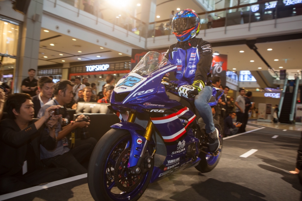 Yamaha Thai Lan Racing Team vua ra mat tai Bangkok Motorbike Festival 2018 - 2