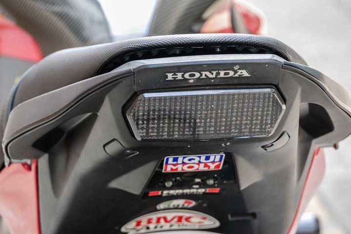 Honda CBR650F ban do day nhiet huyet den tu tong mau Red Sporty - 8