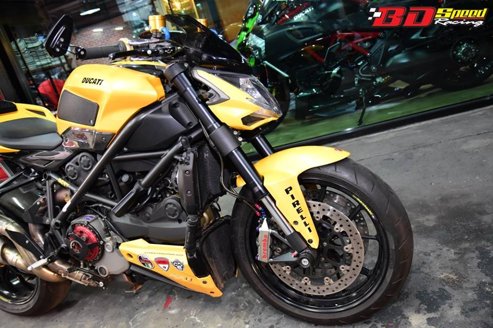 Ducati Streetfighter ga khong lo mang ten Ong bap cay - 7