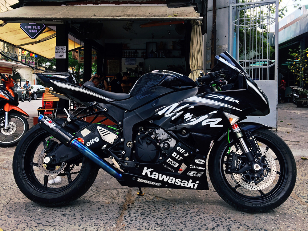 Hàng hot Kawasaki Ninja ZX6R 2019 giá tốt sắp về Việt Nam  Motosaigon