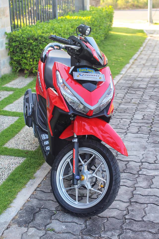 Vario 150 noi bat voi dan do choi hang hieu cua biker mien trung - 5