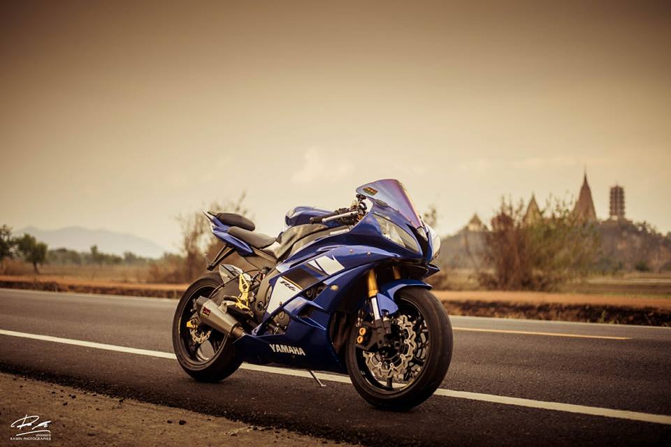 Yamaha R6 chien ma tao dang cuc ngau tren xa lo - 7