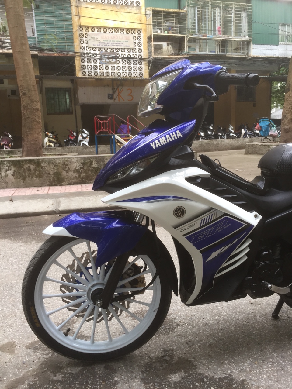 Ban xe Yamaha Exciter 135GP may chat nguyen ban 2015