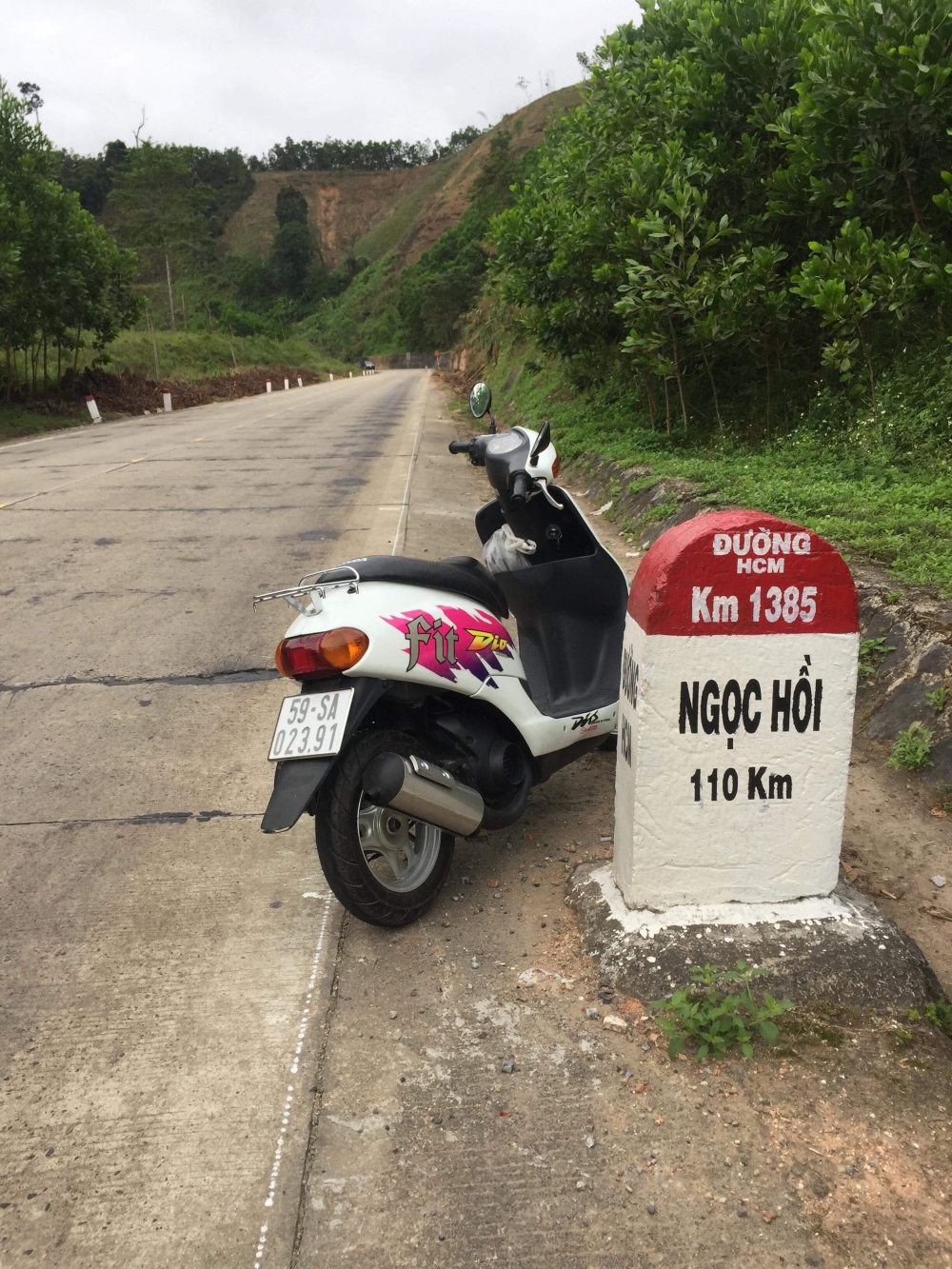 Biker Viet di Phuot Xuyen Viet 30 ngay voi chiec Honda Dio Fit - 17