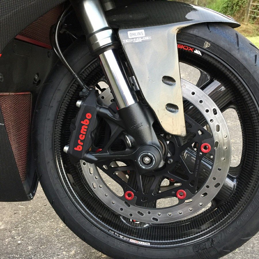 Ducati 899 Panigale do ba chay voi version full Carbon - 5