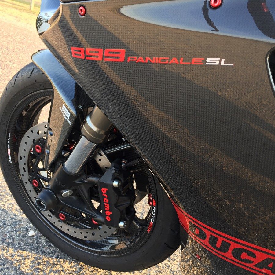 Ducati 899 Panigale do ba chay voi version full Carbon - 7