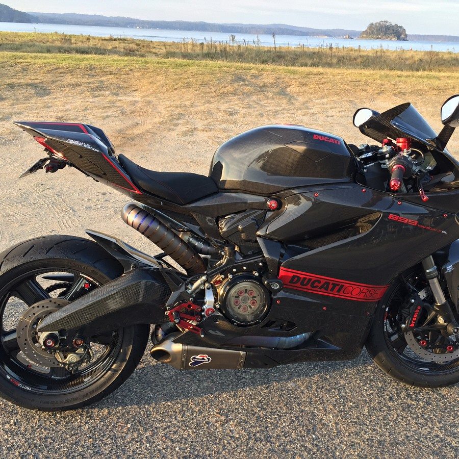 Ducati 899 Panigale do ba chay voi version full Carbon - 9