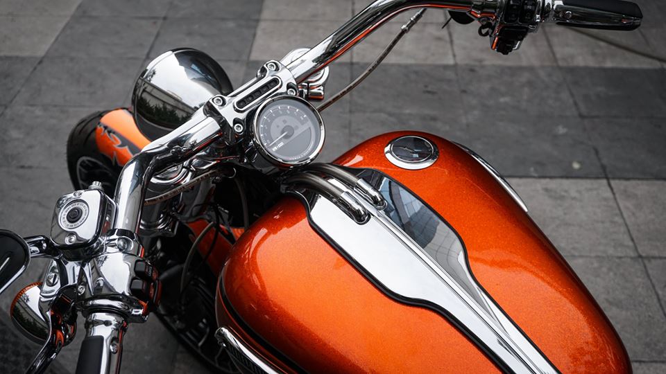 Harley Davidson CVO Breakout - 3