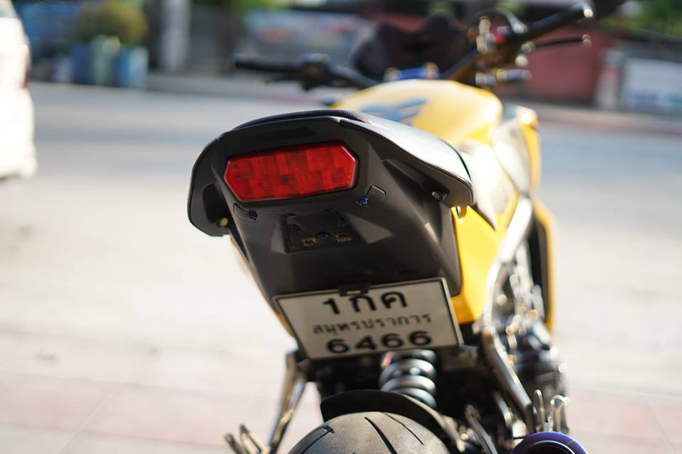 Honda CB650F tao dang day goi cam ben tong mau yellow Sporty - 9