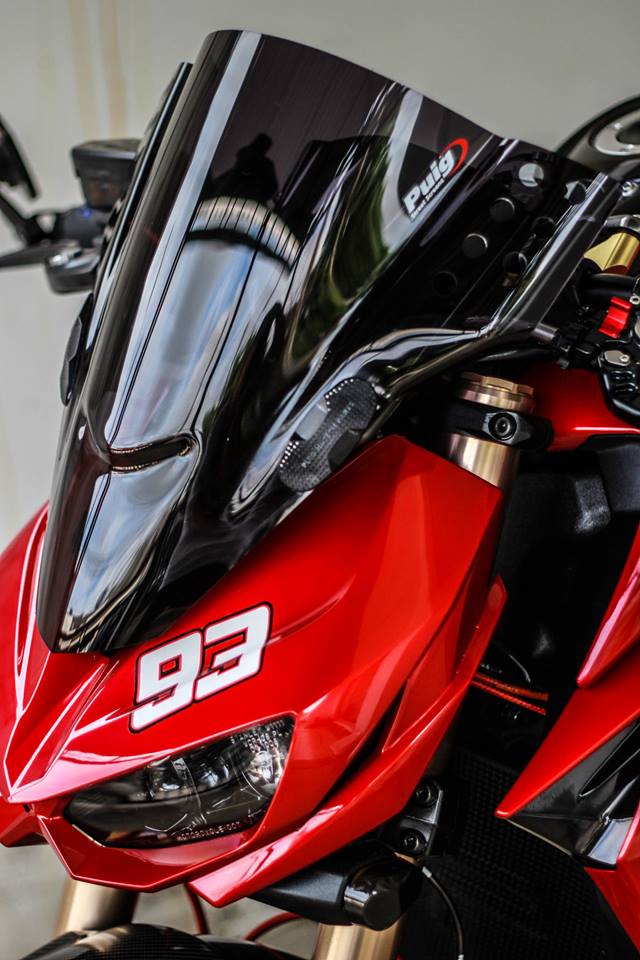 Kawasaki z1000 đẹp tuyệt sắc qua tone màu red candy