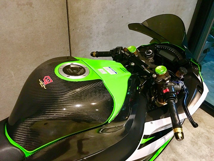 Kawasaki ZX10R chan dung sieu mo to dinh dam trong phan khuc Superbike - 4