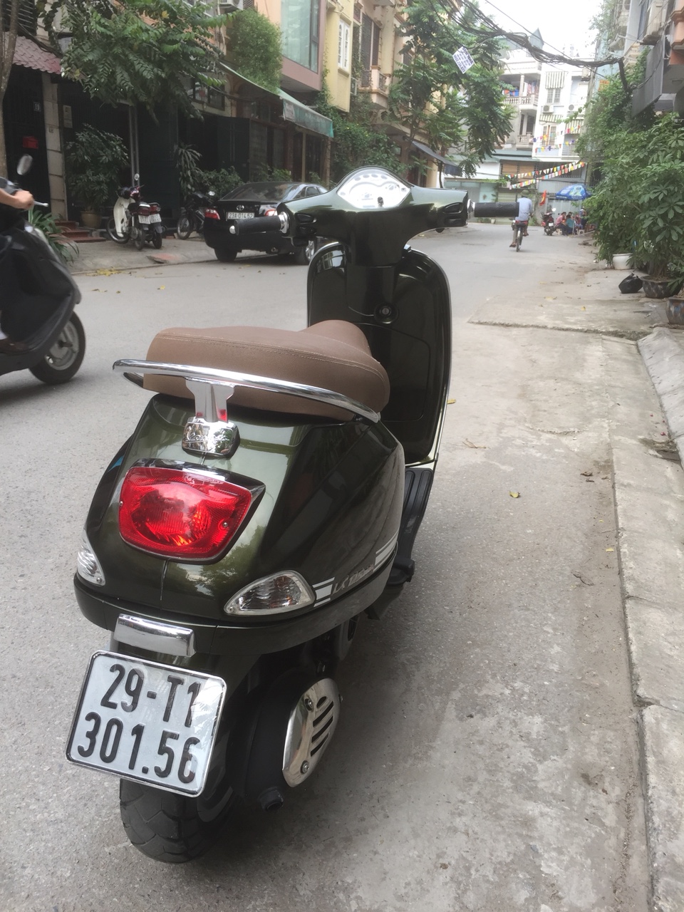 Vespa Lx 125 3vie Xanh reu 2015 chinh chu ko dung den 29T con moi 95