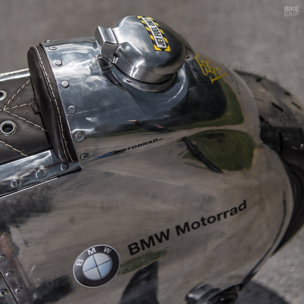 BMW R1200 R tuyet pham hop tac giua VTR Custom va TW STEEL - 9