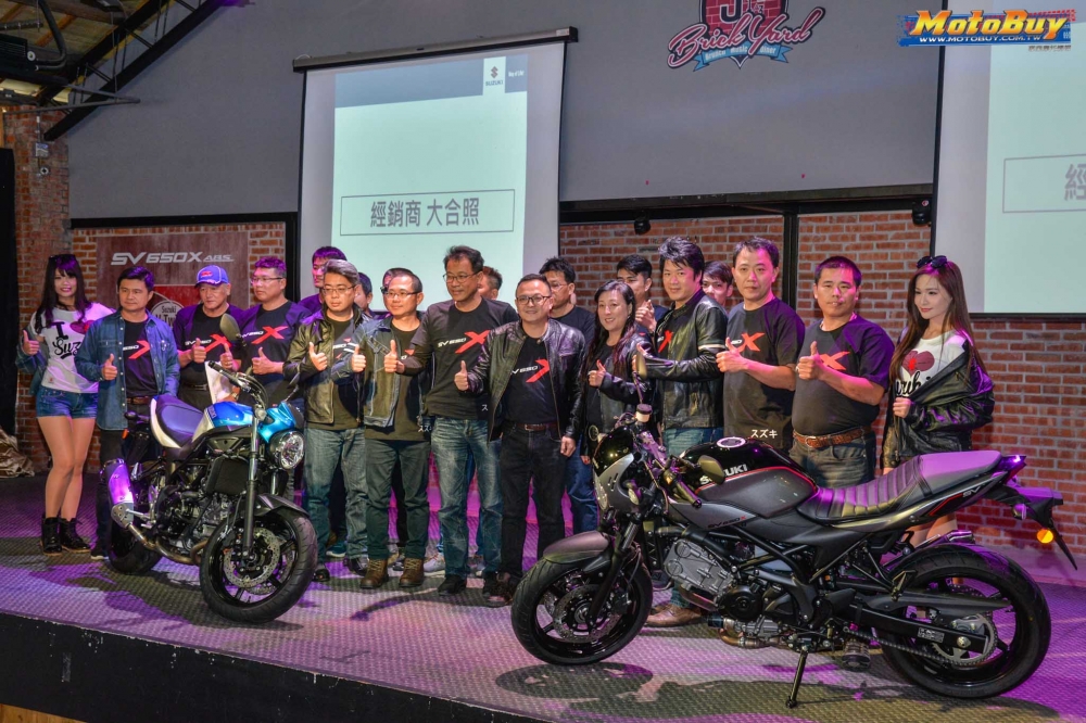 Bo doi Suzuki SV650 ABS va SV650X ABS lo dien tai Hoi nghi Motor Dai Loan - 11
