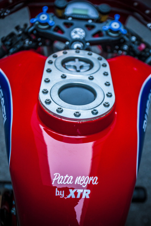 Chiem nguong quai vat Ducati Pata Negra cua XTR Pepo - 5