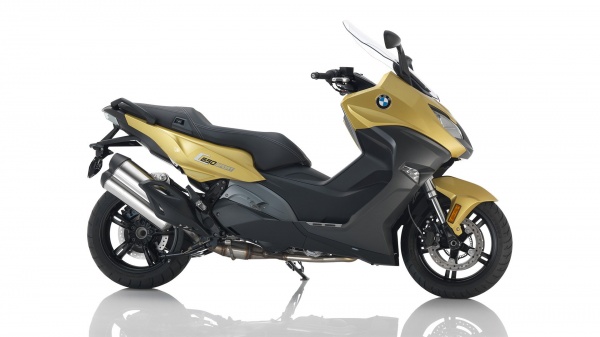 Lo dien BMW C650 2018 mau tay ga doi moi tai dat Thai - 2