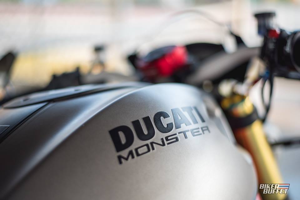 Ducati Monster 796 dam chat choi dan chan hang hieu - 9