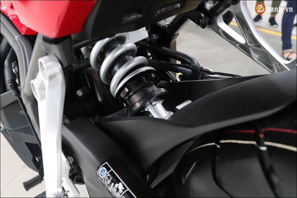 Honda CBR650F 2018 gia 2339 trieu VND ra mat tai Showroom Honda Motor Viet Nam - 13