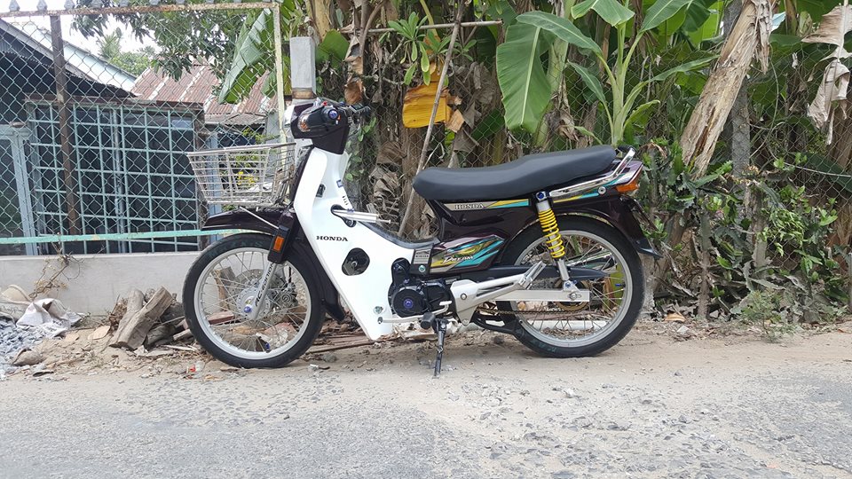 Honda Dream do chien binh huyen thoai lot xac day an tuong cua biker An Giang - 3
