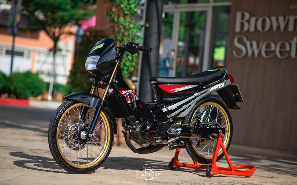 Nova RS 125 do chat den thuc tinh lang choi xe cua biker Thailand - 3