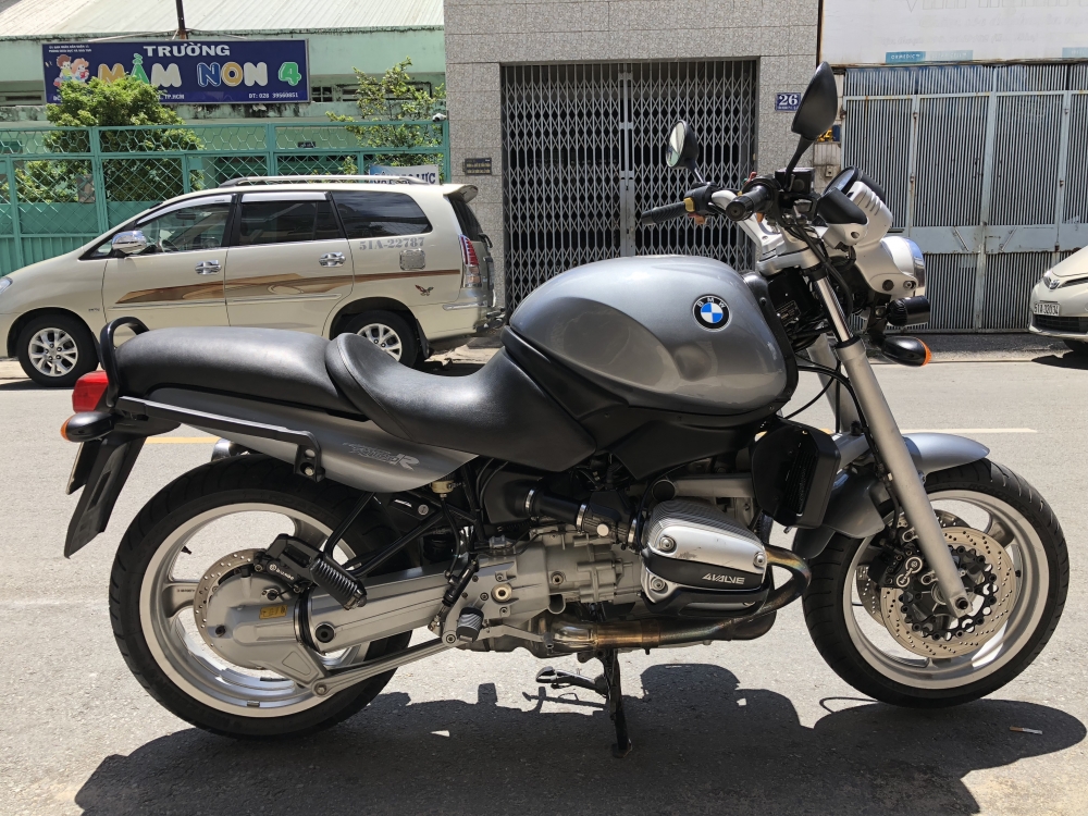 BMW Motorrad phân phối chính hãng R18 tại Việt Nam giá từ 929 triệu đồng