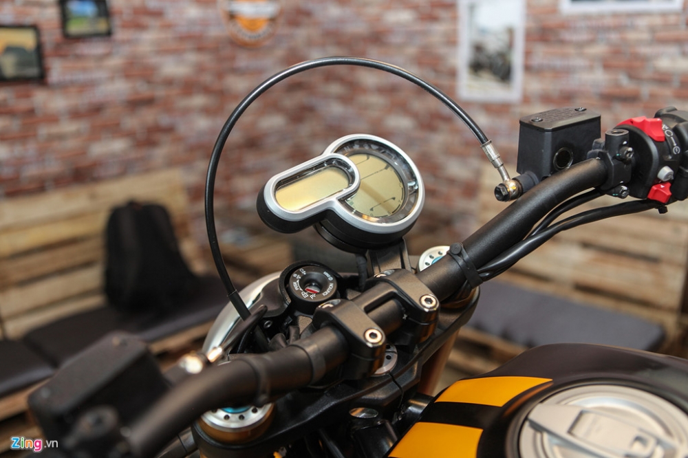 Ducati Scrambler Sport 1100 ve Viet Nam gia 505 trieu dong - 4