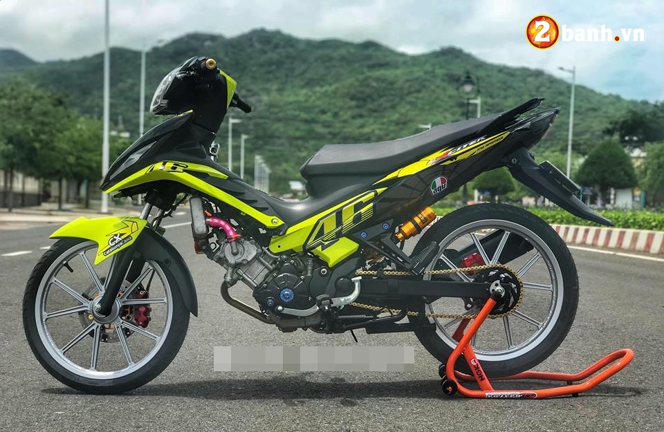 Exciter 135 do gian don day dang cap cua nu biker 9X tai Vung Tau - 12