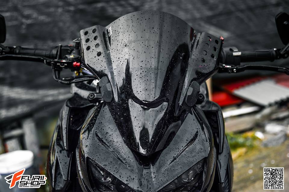 Kawasaki z1000 vẻ đẹp huyền bí trong thân hình full black