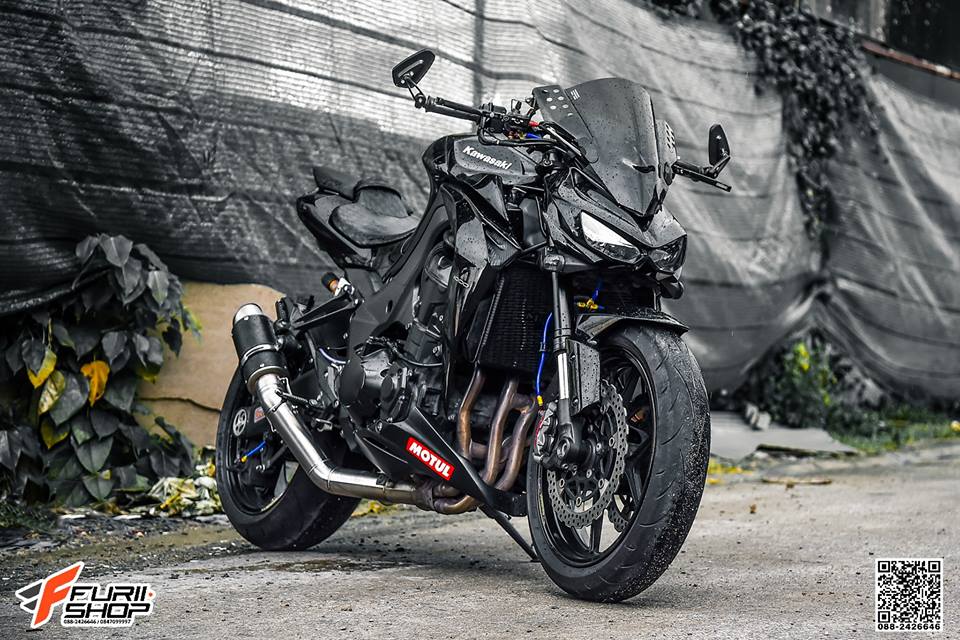 Kawasaki Z1000 Vẻ Đẹp Huyền Bí Trong Thân Hình Full Black | 2Banh.Vn