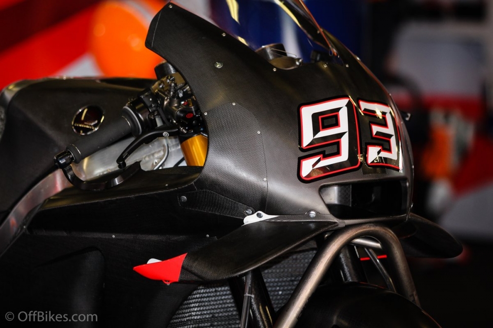 Xuat hien Marquez chay thu RC213V 2019 chuan bi cho giai dua MotoGP 2019 - 2