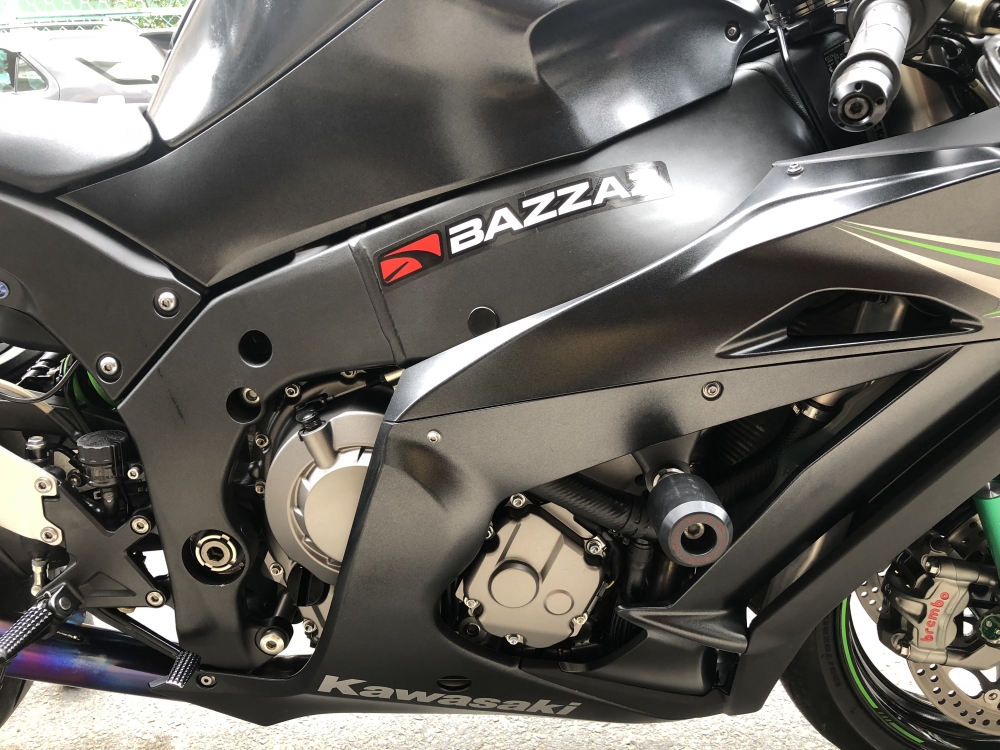 __Can Ban Kawasaki Ninja ZX10R ABS date 2016 HQCN odo 8000km vo mo do choi ngay chu dung ban - 10