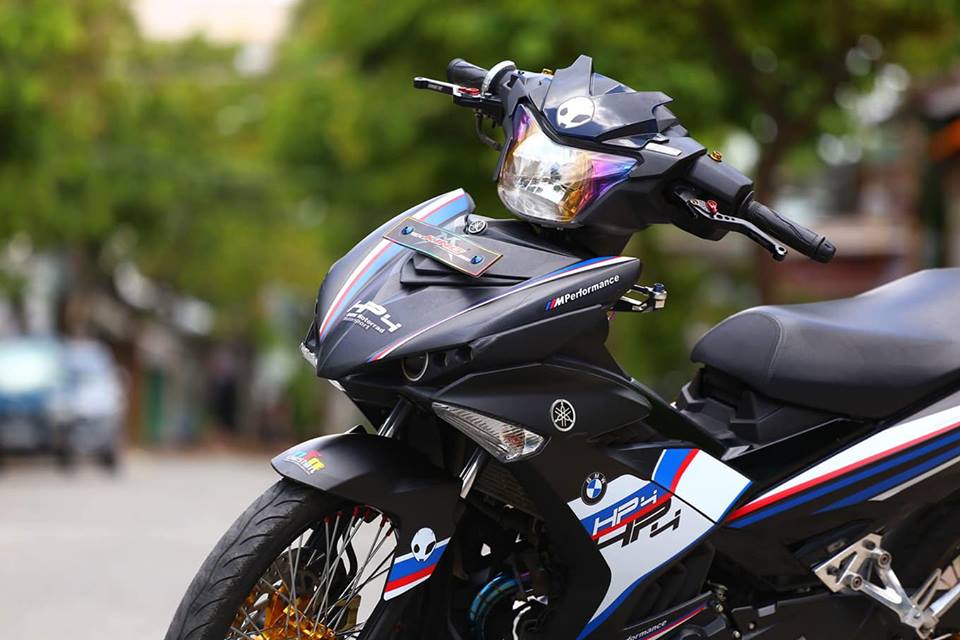 Exciter 150 do phong cach HP4 BMW day the thao - 3